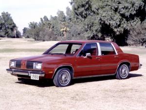 Oldsmobile Omega Sedan '1980